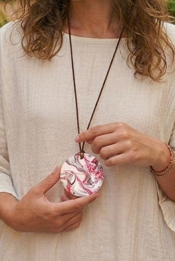 Collar medallon Indiana grande