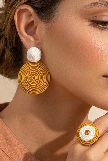 Conjunto Pendientes y Anillo Soutache Espiral Blanco Oro