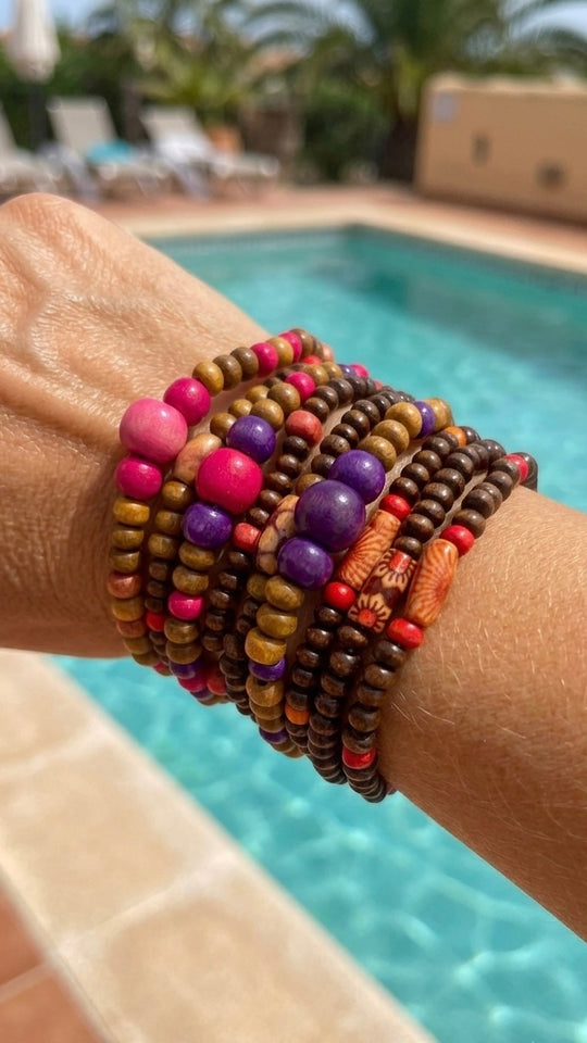 Pack de 9 pulseras de madera
