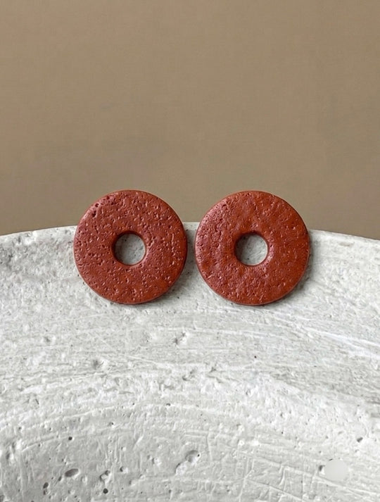 Pendientes boton Yakarta 33 mm Essentials Textura