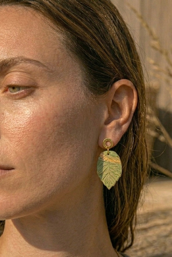 Pendientes hojas Aurora Verde Junco