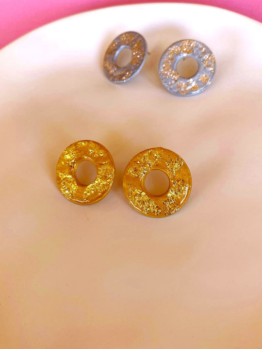 Pendientes boton Yakarta 25 mm Gold Shine - SIMBARU - Pendientes en arcilla polimerica