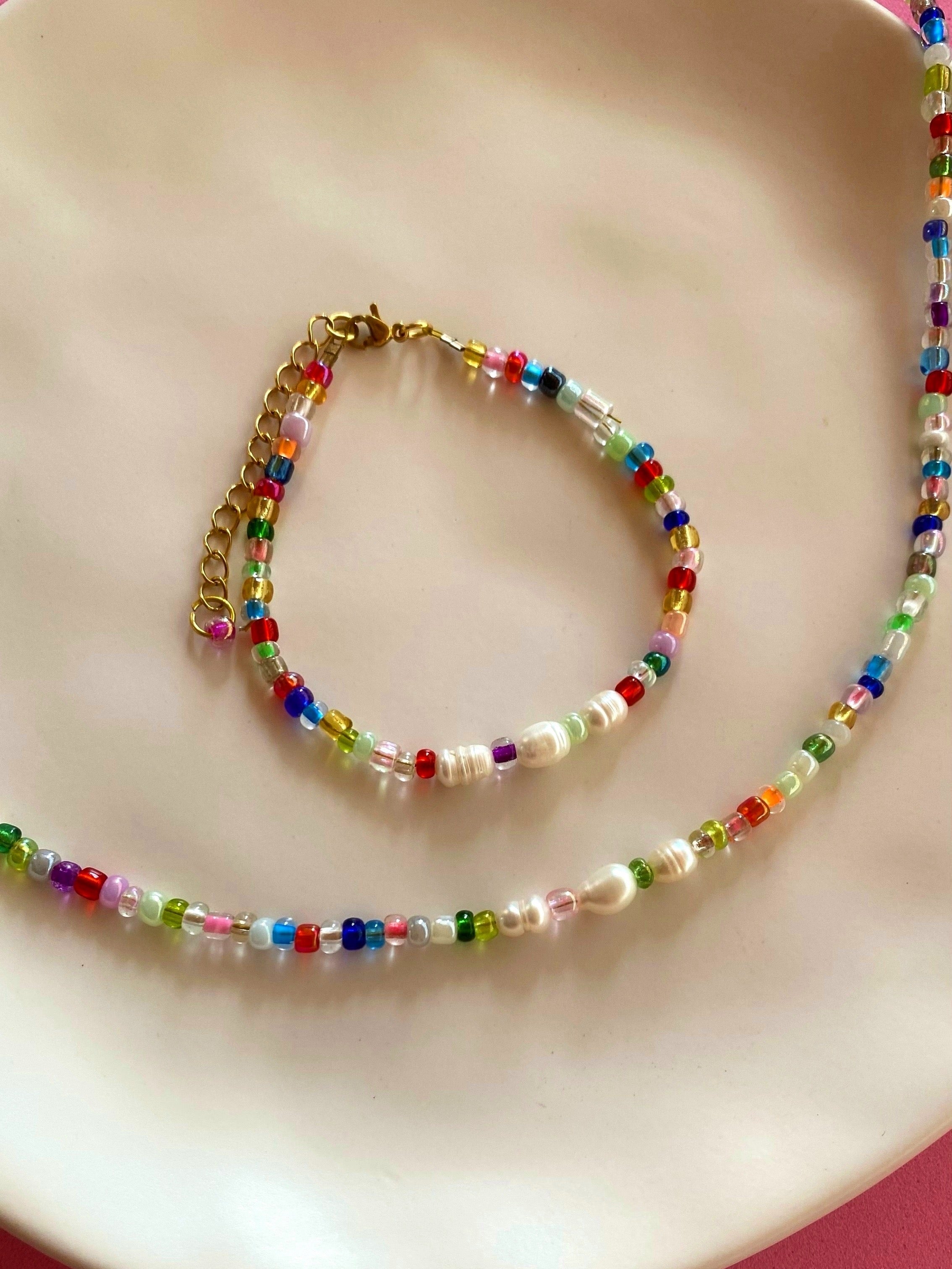Conjunto Collar + Pulsera Malé - SIMBARU - Pendientes en arcilla polimerica